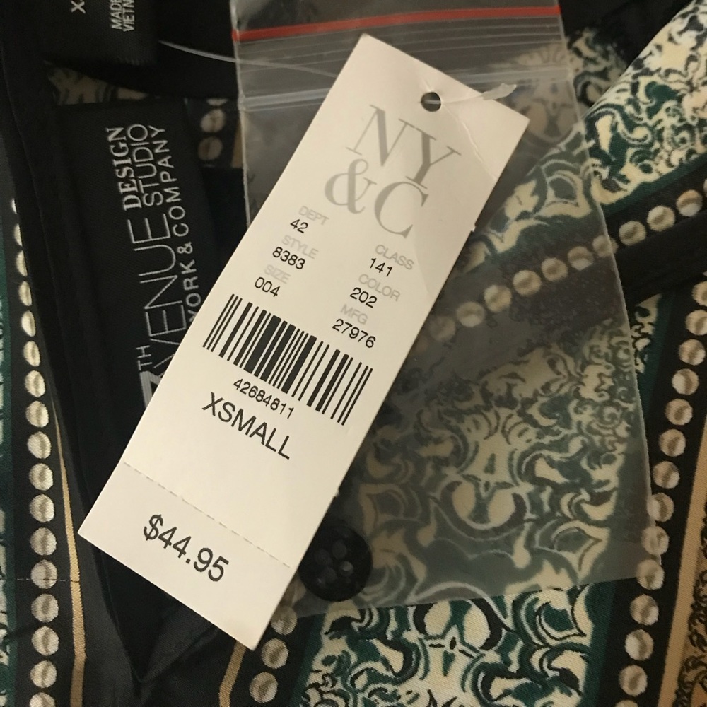 NWT New York & Company XS shirt - Picture 7 of 8